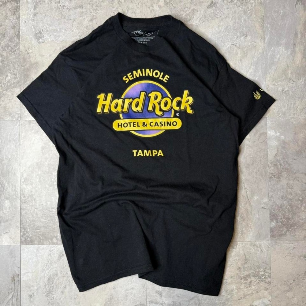 Y2k hard rock cafe tee